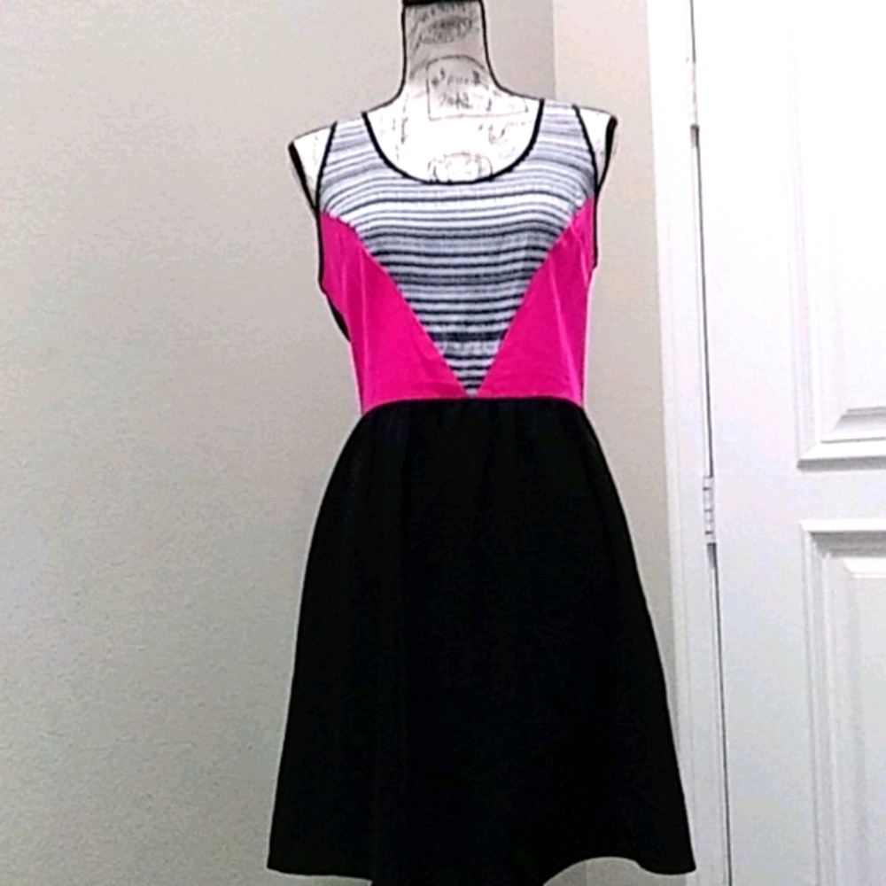 NEW NO TAG Attention Dress
